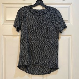 Lululemon black and white short sleeve top